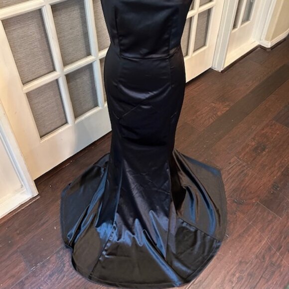 NWT Muxxn Boutique dress, color: black, size M - Picture 2 of 6